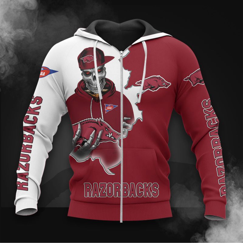 ArkansasRazorbacksSkullHoodies 2 1000x