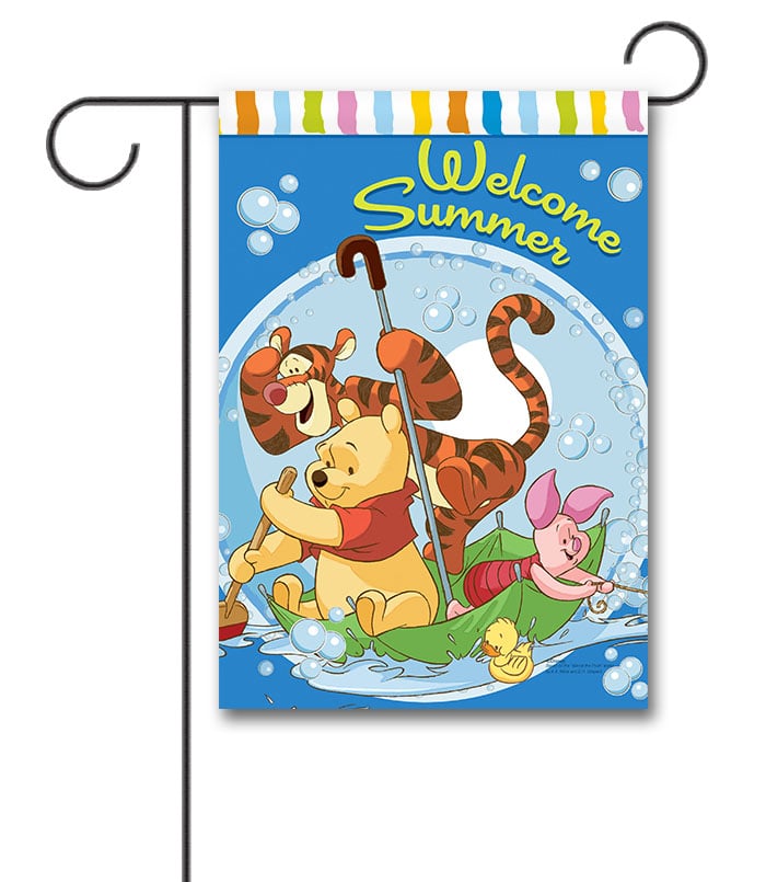 DIS4058 Winnie the Pooh Disney Summer Garden Flag