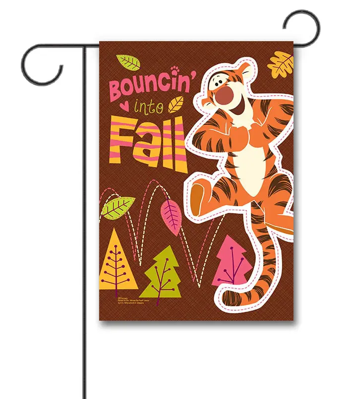 DIS4089 Winnie the Poohs Tigger Fall Garden Flag