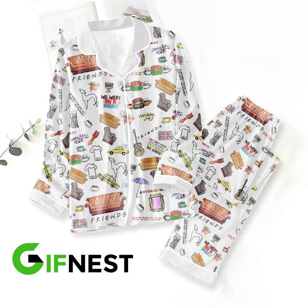 Friends Button Down Pajamas Set VANDH1500 Hanh 1
