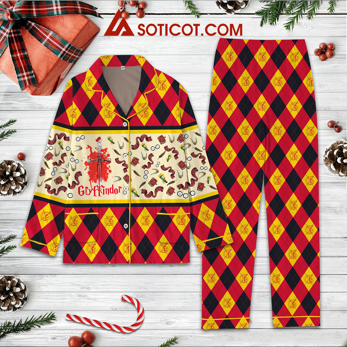 Harry Potter Gryffindor Where Dwell The Brave At Heart Christmas Silk Pajamas Set2B1 ZPBWc