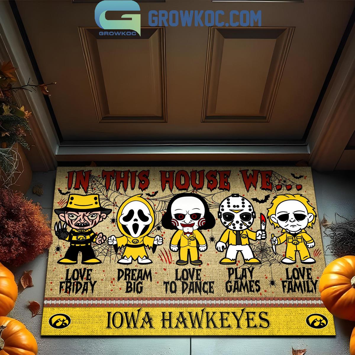 Iowa Hawkeyes In This House We Love Halloween Horror Movies Doormat 1 lkRt0