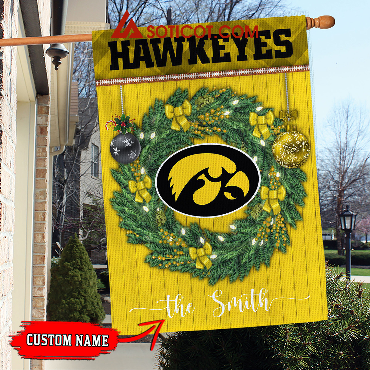 Iowa Hawkeyes NCAA Football Christmas Personalized House Garden Flag2B1 LRre7