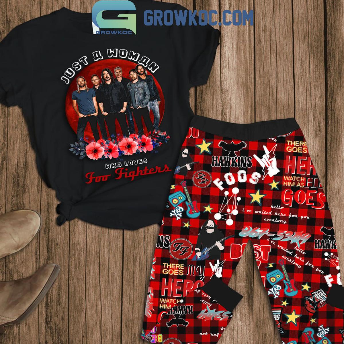 Just A Woman Who Loves Foo Fighters Fan Fleece Pajamas Set 1 hvQ2M