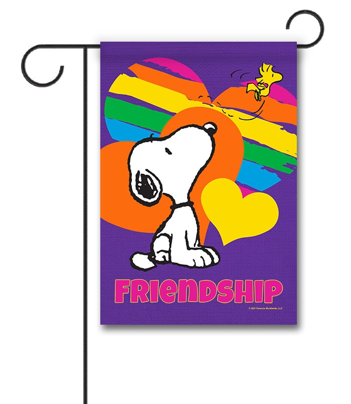 PNT2506 Peanuts Rainbow Heart Woodstock and Snoopy Garden Flag