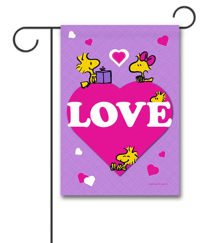 PNT3097 Peanuts Woodstock Love Garden Flag