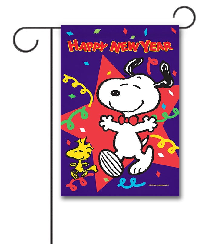 PNT3453 Peanuts Snoopy and Woodstock New Year Garden Flag