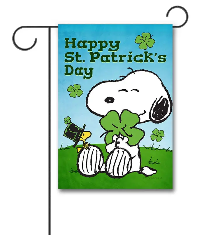 PNT3894 Peanuts Snoopy St. Patricks Day Garden Flag