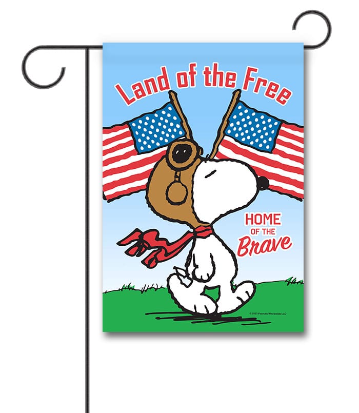 PNT4050 Peanuts Snoopy Pilot Patriotic Garden Flag