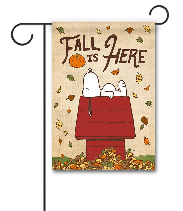 PNT4364 Peanuts Fall Snoopy Garden Flag