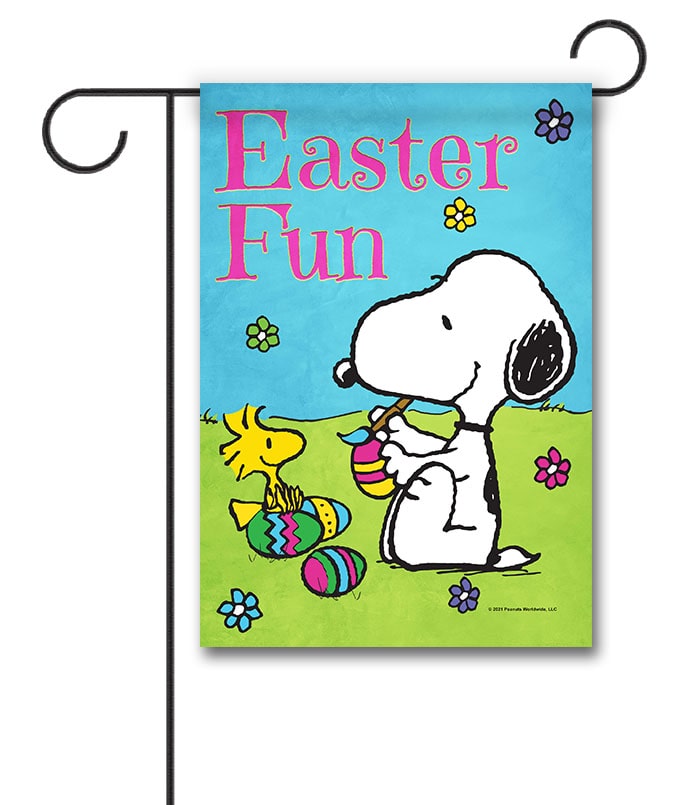 Peanuts Painting Eggs Easter Woodstock and Snoopy Garden Flag