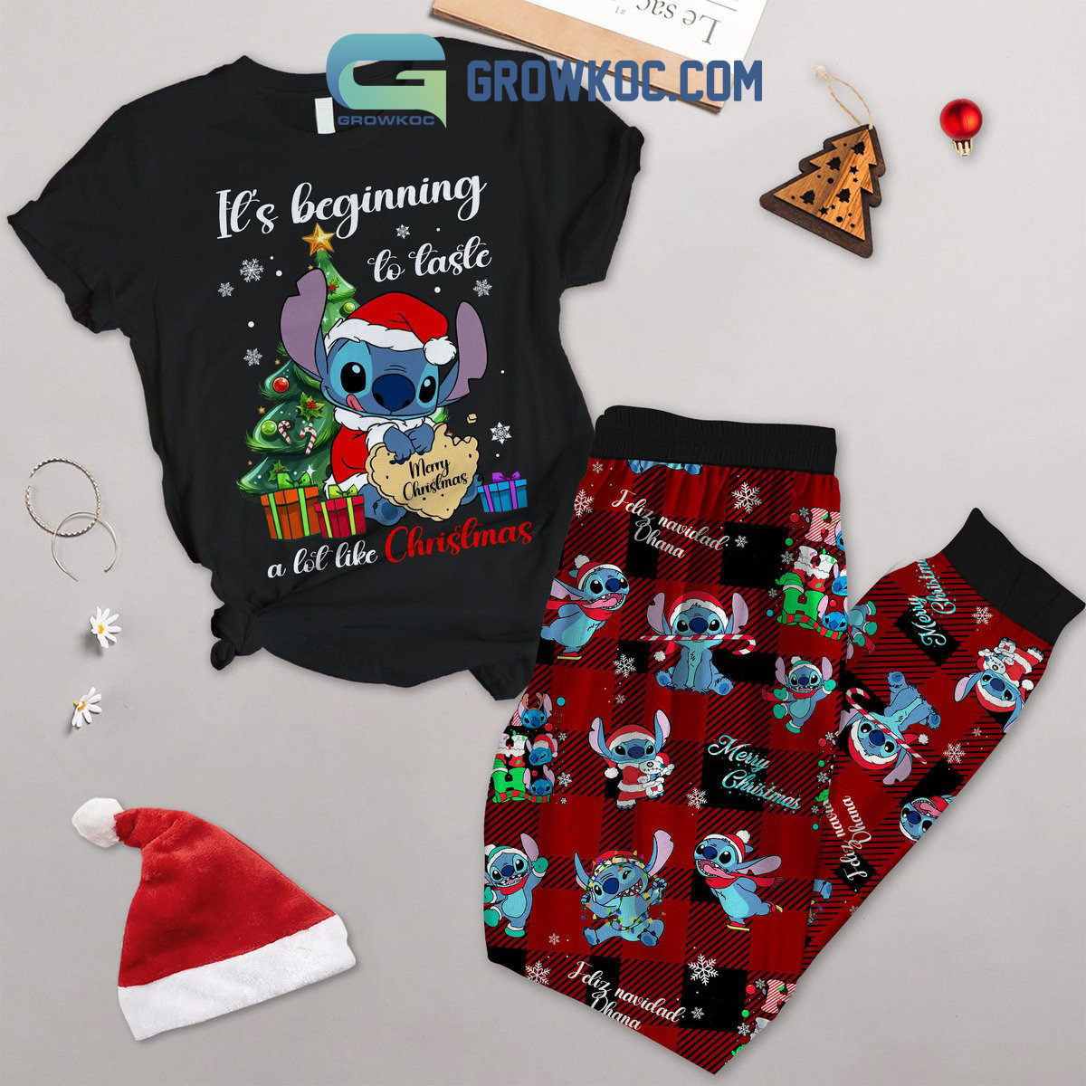 Stitch It Is Beginning To Taste A Lot Like Christmas Feliz Navidad Ohana Fleece Pajamas Set2B1 87Qx4