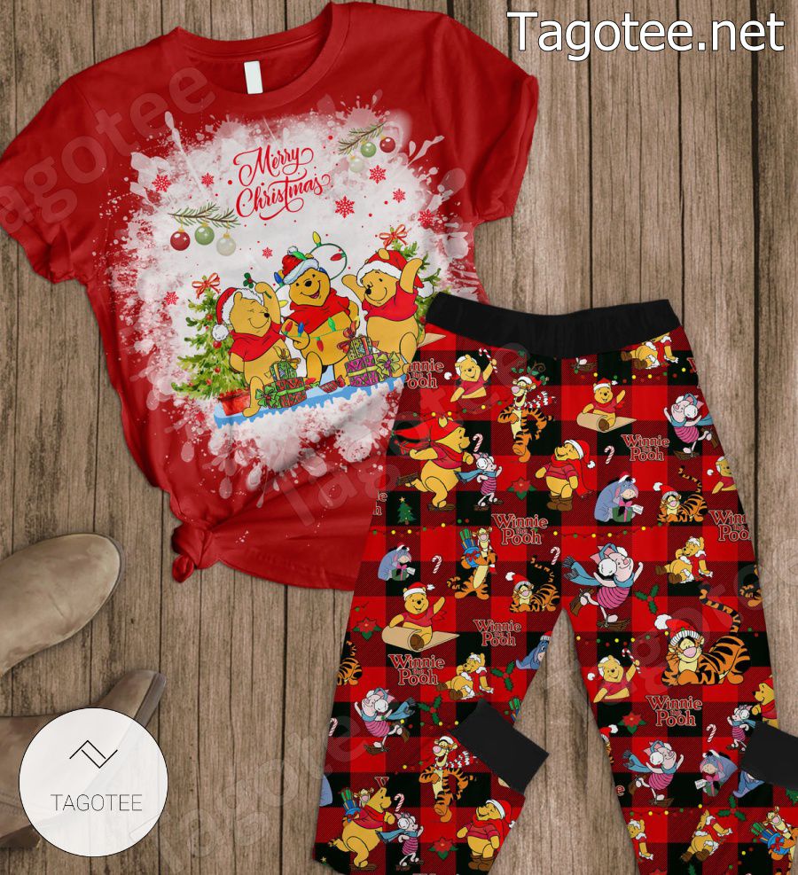 Winnie The Pooh Merry Christmas Pajamas Set