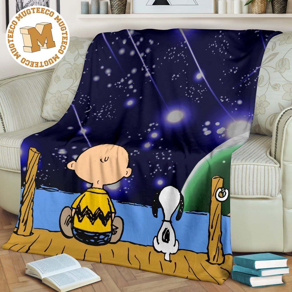 charlie and snoopy fleece blanket staring into night sky lcjvc