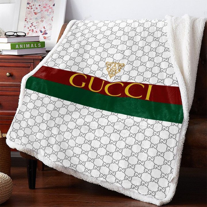 gucci logo white limited editition fleece blankets 049 dtyve