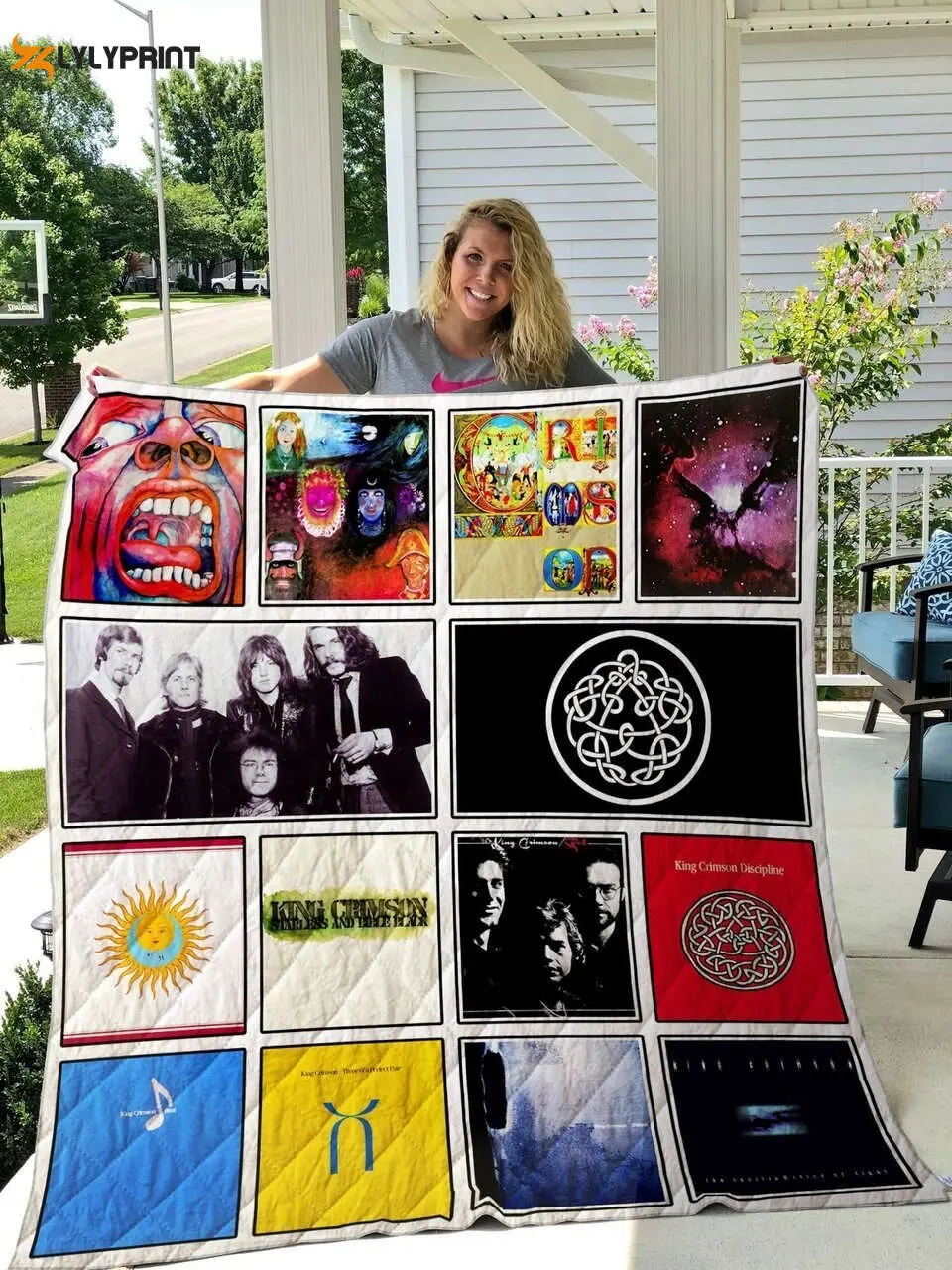 king crimson quilt blanket