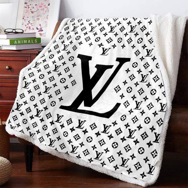 louis vuitton limited edition 3d customized fleece blankets 38 4nspx