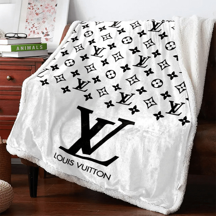 louis vuitton limited editition fleece blankets 004 8rpf7