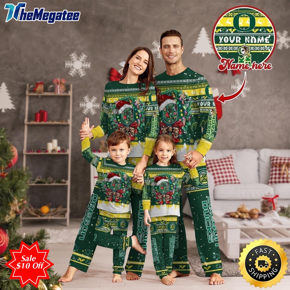 personalized ncaa oregon ducks pajamas christmas pajamas for sports fan