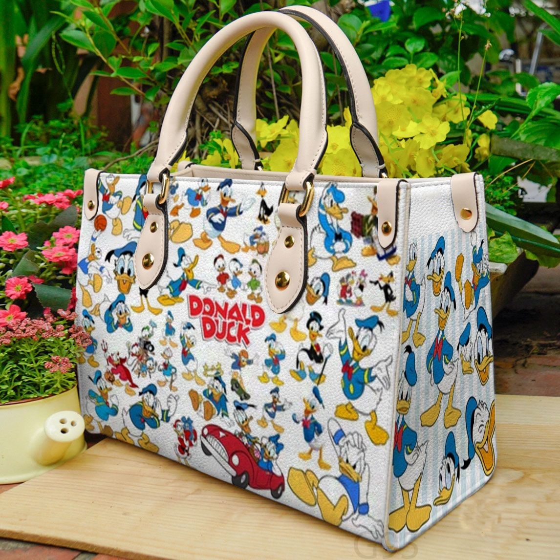 Donald Duck Women Leather Handbag.jpg new