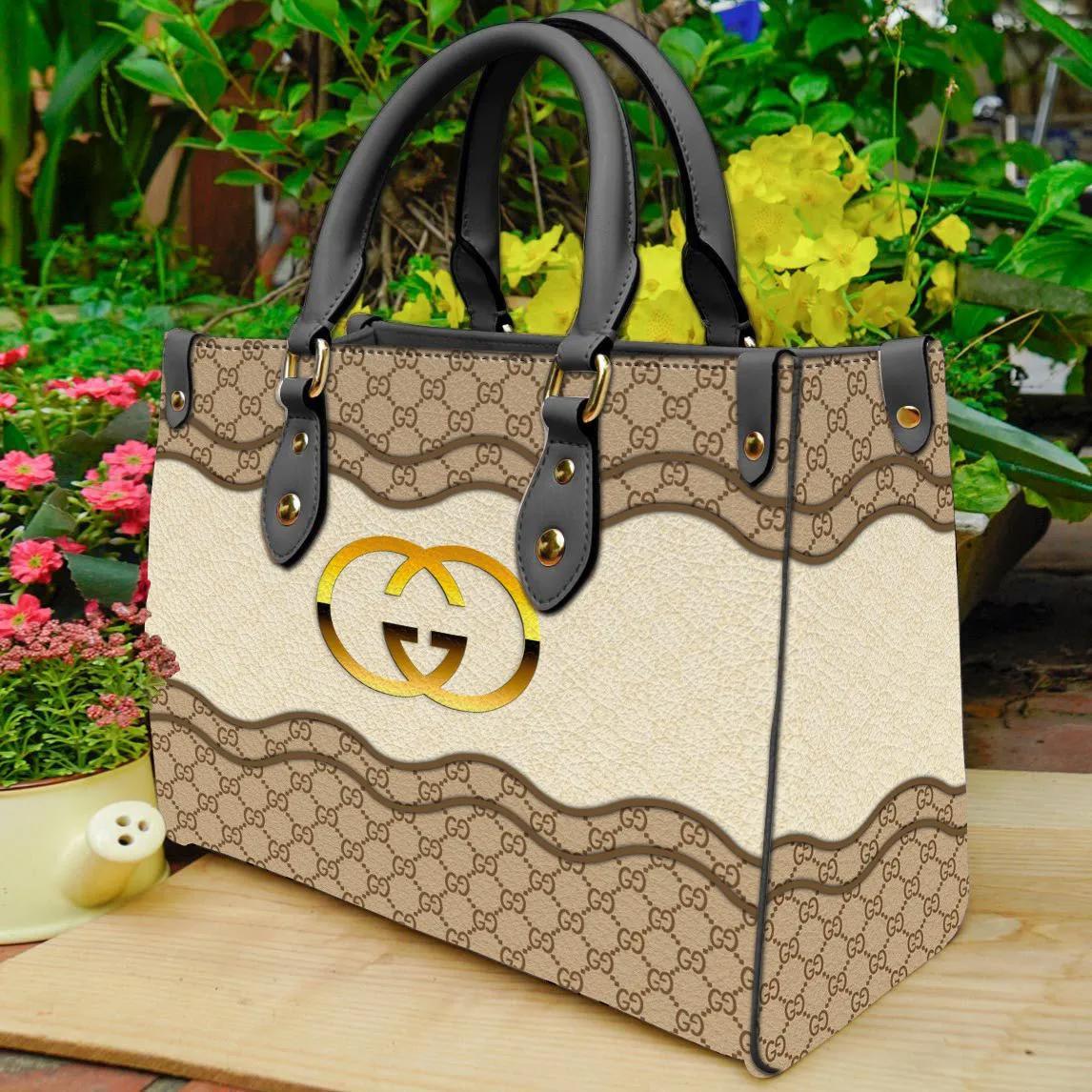 gucci golden logo beige luxury brand women small handbag outfit for beauty 20231203103832266